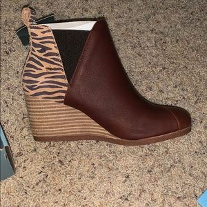 Toms Kelsey pump boots